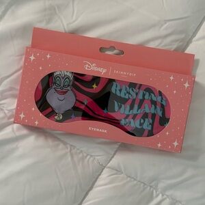 SkinnyDip Villians Ursula Sleep Eye Mask -Resting Villian Face